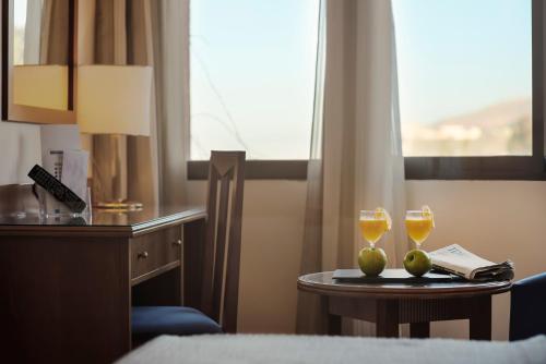 Habitación Triple del hotel Porcel Alixares. Foto 4