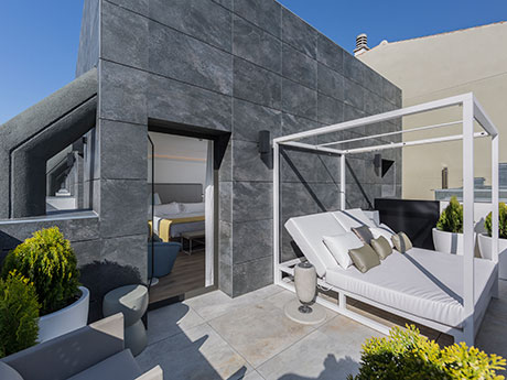 Habitación doble Balcón o Terraza Superior del hotel Catalonia Granada. Foto 2