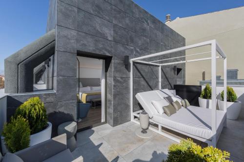 Habitación Doble Superior con terraza del hotel Catalonia Granada. Foto 1