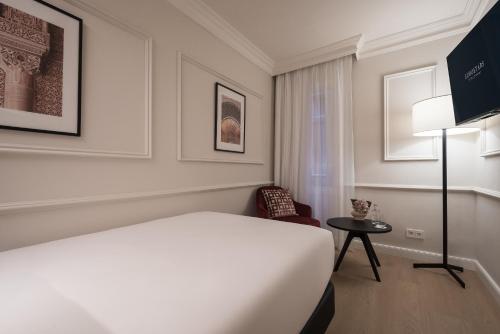 Habitación Individual del hotel Eurostars San Antón. Foto 3