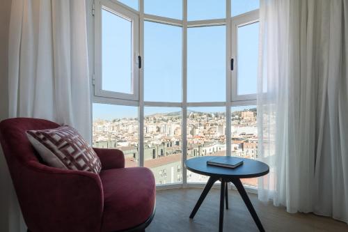 Suite Junior con vistas del hotel Eurostars San Antón. Foto 4