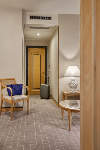 Habitación Familiar del hotel Macià Cóndor. Foto 12