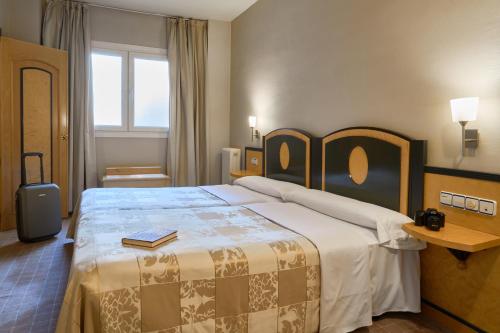 Habitación Familiar del hotel Macià Cóndor. Foto 19