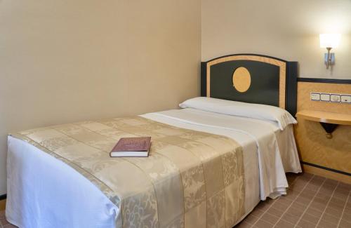 Habitación Individual del hotel Macià Cóndor. Foto 7