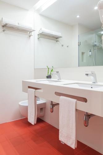 Suite Junior Familiar del hotel Macià Granada Five Senses Rooms and Suites. Foto 7