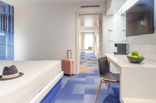 Suite Junior Familiar del hotel Macià Granada Five Senses Rooms and Suites. Foto 24