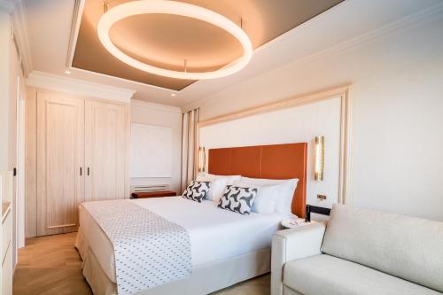 Habitación Deluxe con terraza del hotel Barceló Carmen Granada