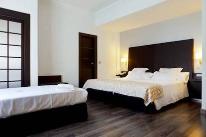 Habitación triple del hotel Crisol Guadalupe