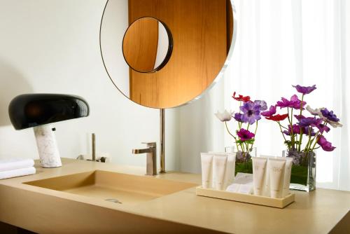 Suite Noble del hotel Palazzo Montemartini Rome, A Radisson Collection. Foto 3