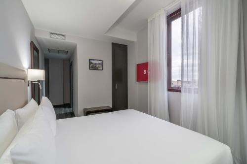 Habitación Doble del hotel Exe Convention Plaza Madrid. Foto 5