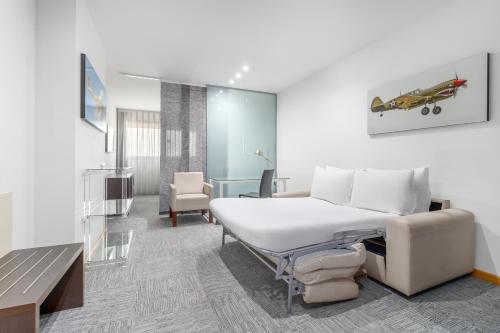Suite Junior del hotel Exe Convention Plaza Madrid. Foto 4