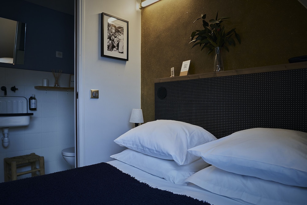Habitación individual City, 1 cama de matrimonio del hotel La Nouvelle République. Foto 5