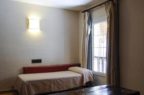 Habitación cuádruple Familiar Normal del hotel Ghm Monachil. Foto 2