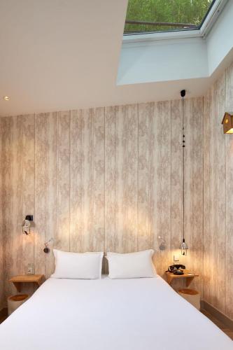 Habitación Doble Clásica con balcón o terraza del hotel Les Plumes. Foto 11