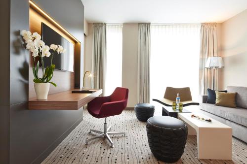 Suite del hotel Steigenberger Am Kanzleramt. Foto 1