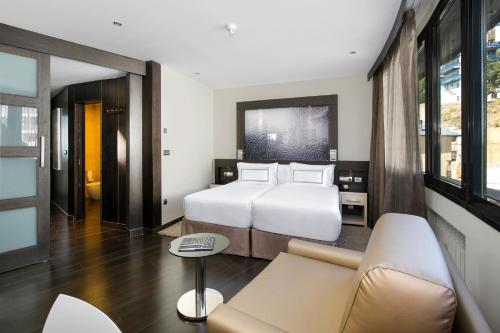 Habitaciones Comunicadas The Level del hotel Melia Sol Y Nieve. Foto 1