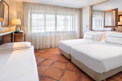 Habitación Triple del hotel Melia Sol Y Nieve