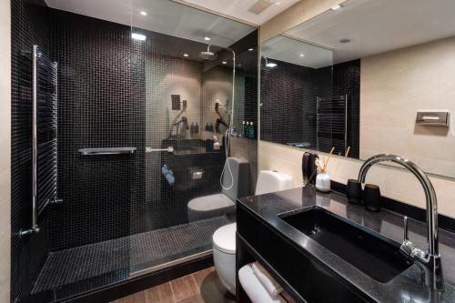 Suite The Level con terraza del hotel Melia Sol Y Nieve. Foto 6