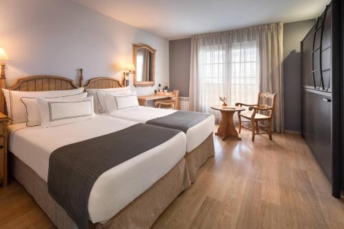 Habitación Familiar del hotel Melia Sierra Nevada. Foto 5