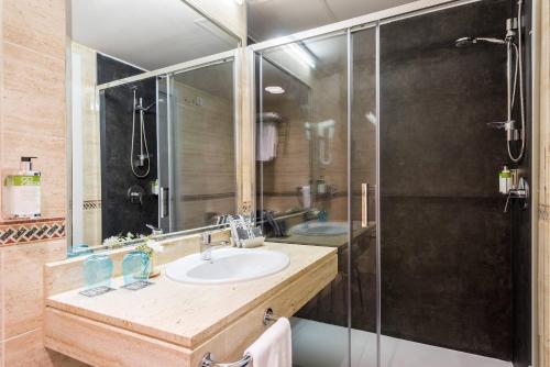 Habitación Estándar - 1 cama grande del hotel Guadalajara and Conference Center Affiliated By Meliá. Foto 1