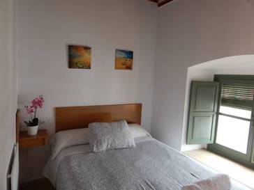 Habitación doble Baño compartido del hotel Fonda La Corredera. Foto 1