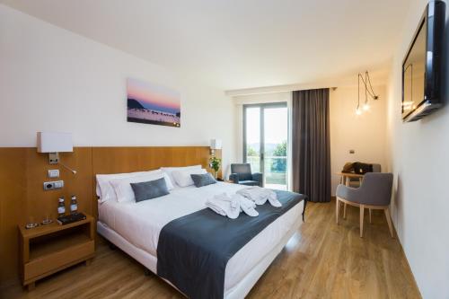 Habitación Doble Superior con Balcón del hotel Palacio De Aiete