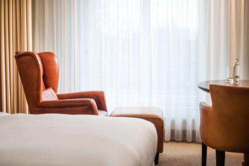 Habitación Doble Deluxe - 2 camas del hotel Lindner Dusseldorf Airport, Part Of Jdv By Hyatt. Foto 8