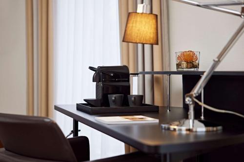 Suite Junior del hotel Lindner Dusseldorf Airport, Part Of Jdv By Hyatt. Foto 7