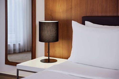 Suite Junior del hotel Lindner Dusseldorf Airport, Part Of Jdv By Hyatt. Foto 10