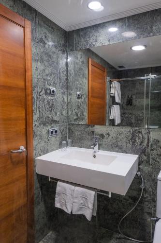 Suite Junior del hotel Eurostars Amara. Foto 4