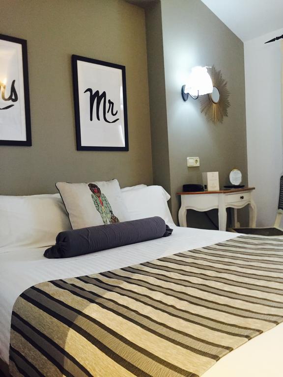 Habitación doble Económica del hotel Hospederia De Los Reyes. Foto 1