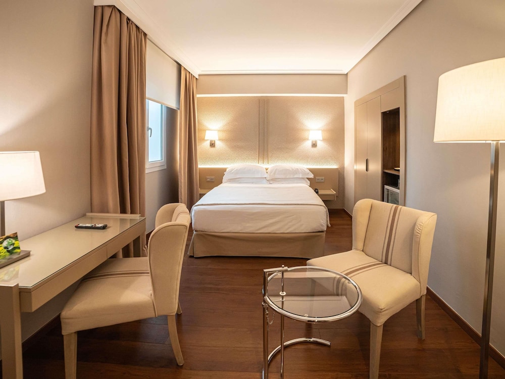 Habitación Individual interior del hotel Mercure San Sebastián Monte Igueldo. Foto 3