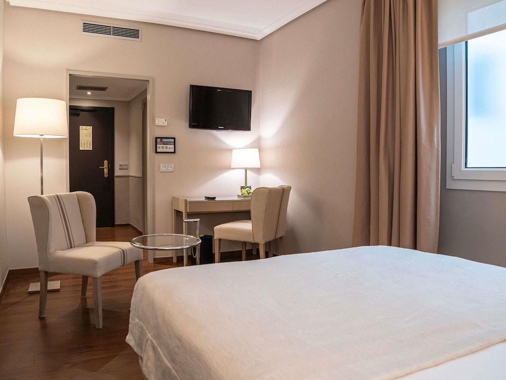 Habitación Individual interior del hotel Mercure San Sebastián Monte Igueldo. Foto 8