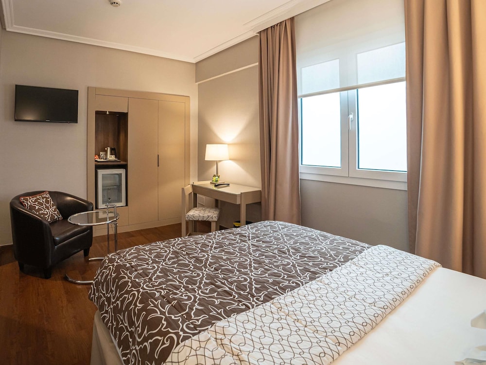 Habitación Individual interior del hotel Mercure San Sebastián Monte Igueldo. Foto 4