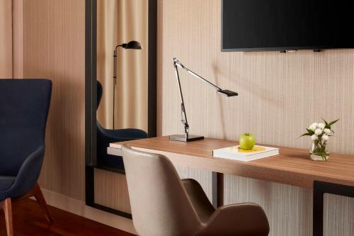 Habitación Doble Estándar - 1 o 2 camas del hotel NH Luz Huelva. Foto 2
