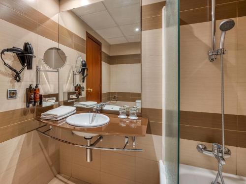 Habitación Doble - 1 o 2 camas del hotel Senator Huelva. Foto 3