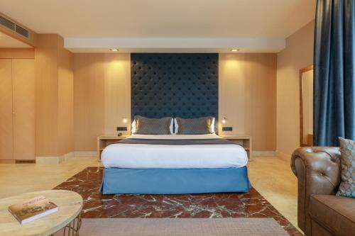 Suite Junior del hotel Pedro I de Aragon. Foto 5