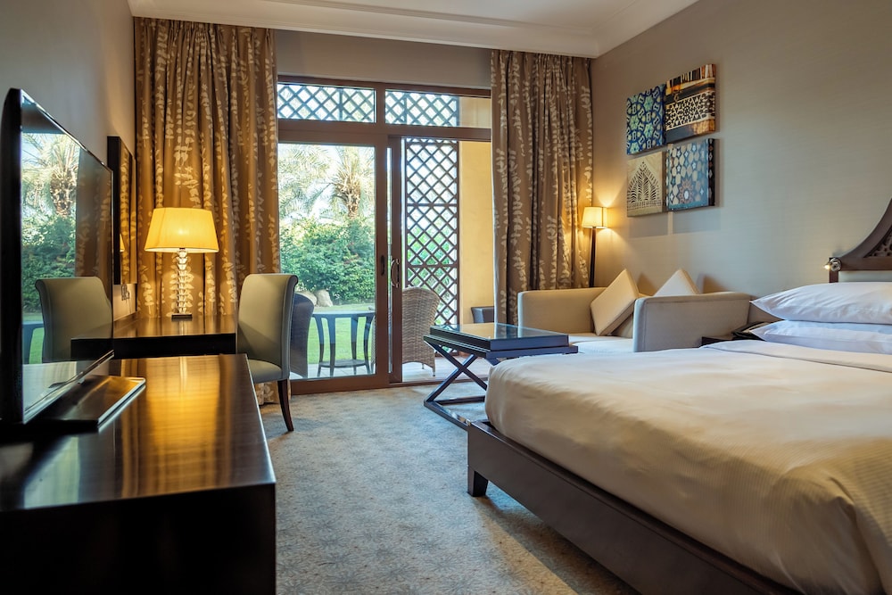 Habitación Deluxe del hotel Rixos Al Mairid Ras Al Khaimah