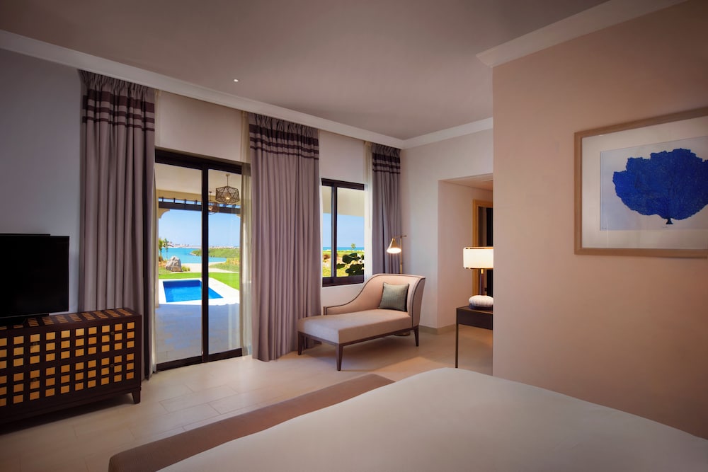 villa Premium de dos dormitorios con acceso a la playa del hotel Rixos Al Mairid Ras Al Khaimah. Foto 1