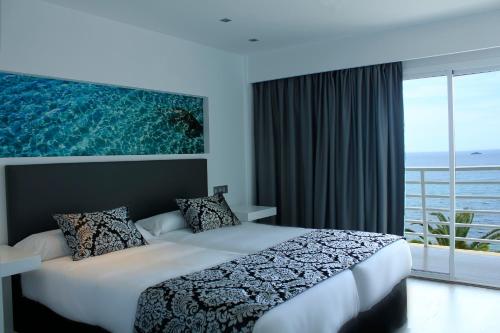 Habitación Individual con vistas al mar del hotel BG Nautico Ebeso