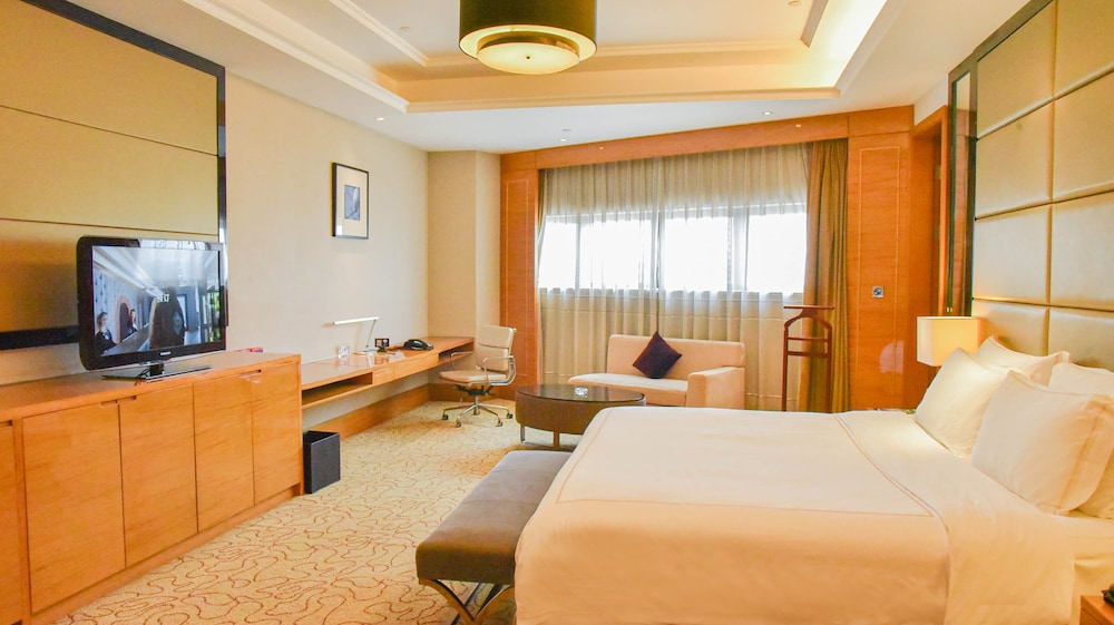 SUITE JUNIOR, 1 Cama King Size del hotel Pullman Foshan Shunde. Foto 2