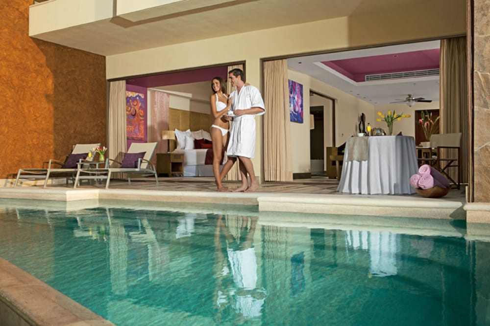 Suite Master Preferred Club con Acceso Directo a la Piscina y Vistas al Jardín del hotel Secrets Vallarta Bay Puerto Vallarta - Adults Only - All Inclusive. Foto 4