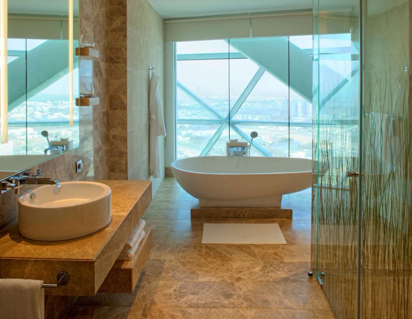 Habitación Deluxe, 1 cama de matrimonio grande del hotel Andaz Capital Gate Abu Dhabi – A Concept By Hyatt. Foto 4