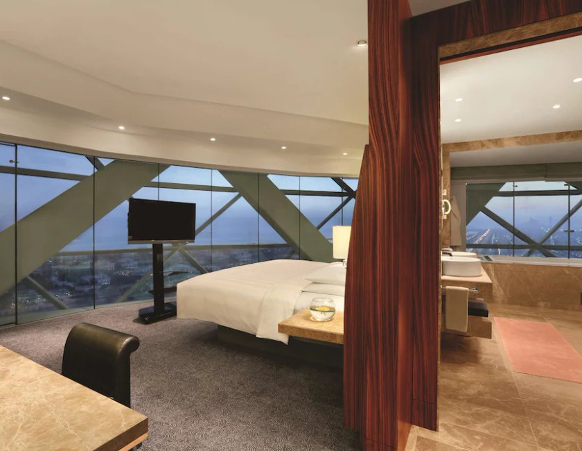 Suite Ejecutiva del hotel Andaz Capital Gate Abu Dhabi – A Concept By Hyatt. Foto 1