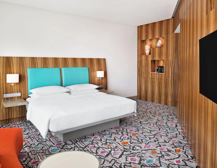 Habitación, 1 cama de matrimonio grande del hotel Andaz Capital Gate Abu Dhabi – A Concept By Hyatt. Foto 2