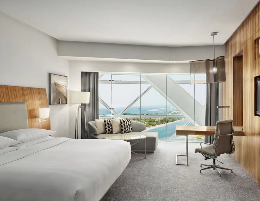 Habitación, 1 cama de matrimonio grande del hotel Andaz Capital Gate Abu Dhabi – A Concept By Hyatt. Foto 3