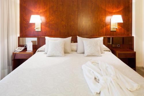 Suite Junior con balcón del hotel Royal Plaza. Foto 3