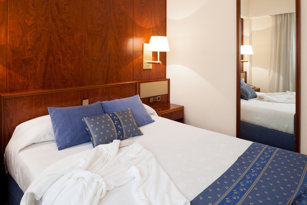 Habitación estándar del hotel Royal Plaza. Foto 1