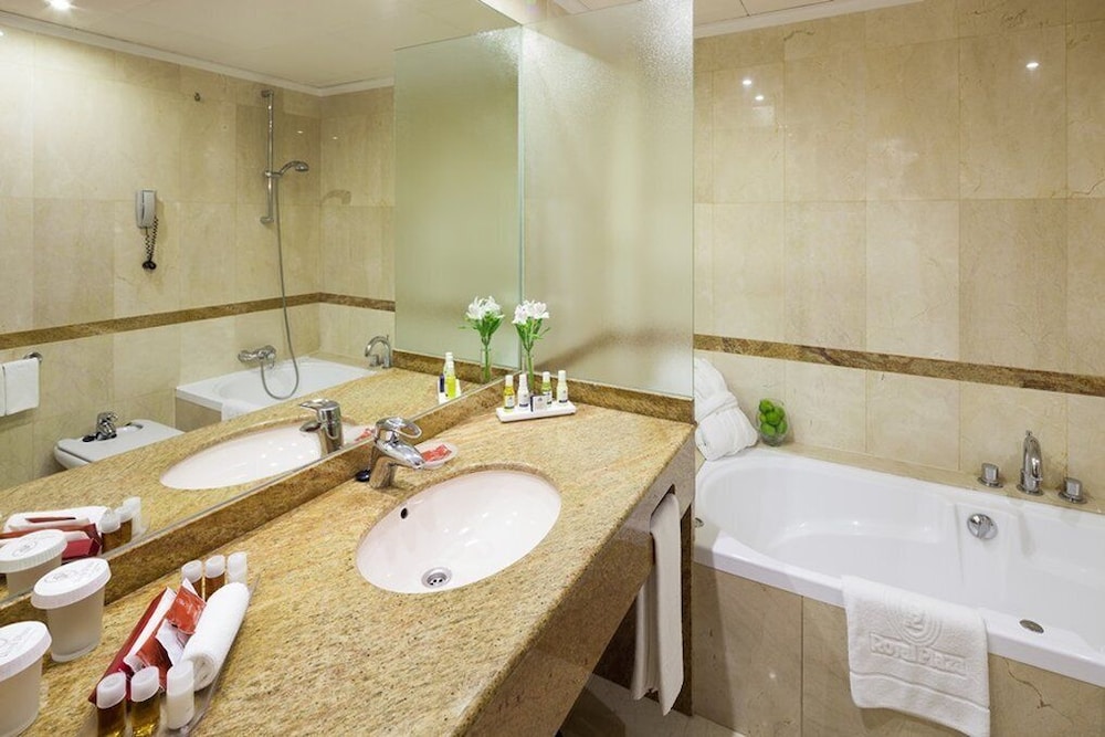 Habitación doble superior del hotel Royal Plaza. Foto 3