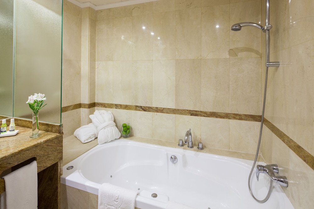 Habitación doble superior del hotel Royal Plaza. Foto 5